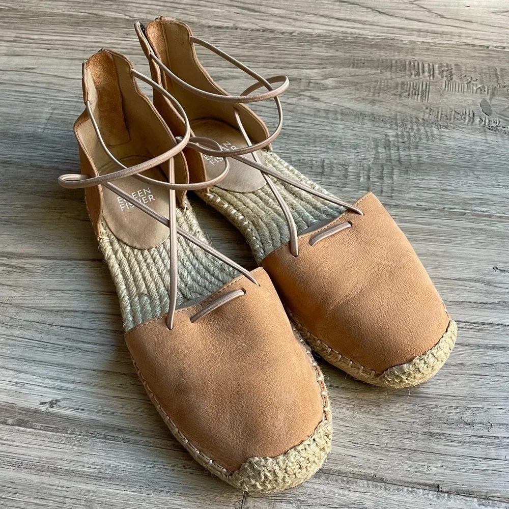 Eileen Fisher Tan Leather Espadrille Flat Elastic Straps Zip Heel Closure SZ 7